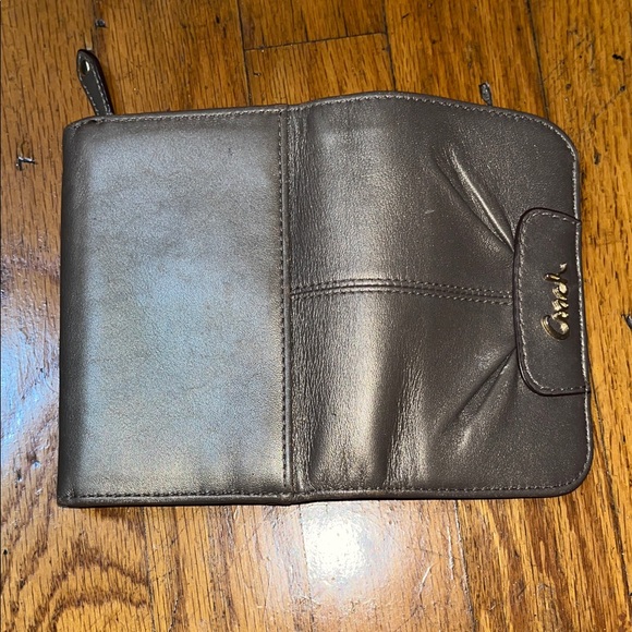 Coach Metallic Gold Leather Wallet - Picture 9 of 16